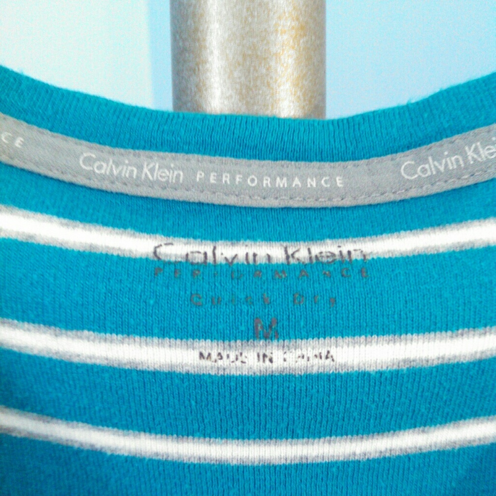 Calvin Klein Women's Performance Tee - Picture 4 of 4